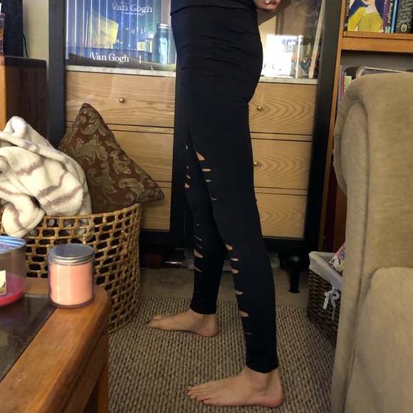Black Ripped Leggings - Picture 2 of 5